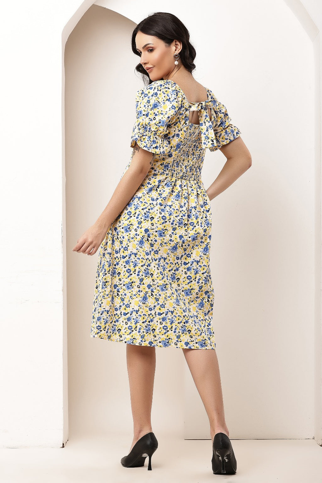 Thoughtful women gathered multicolor midi calf length dress