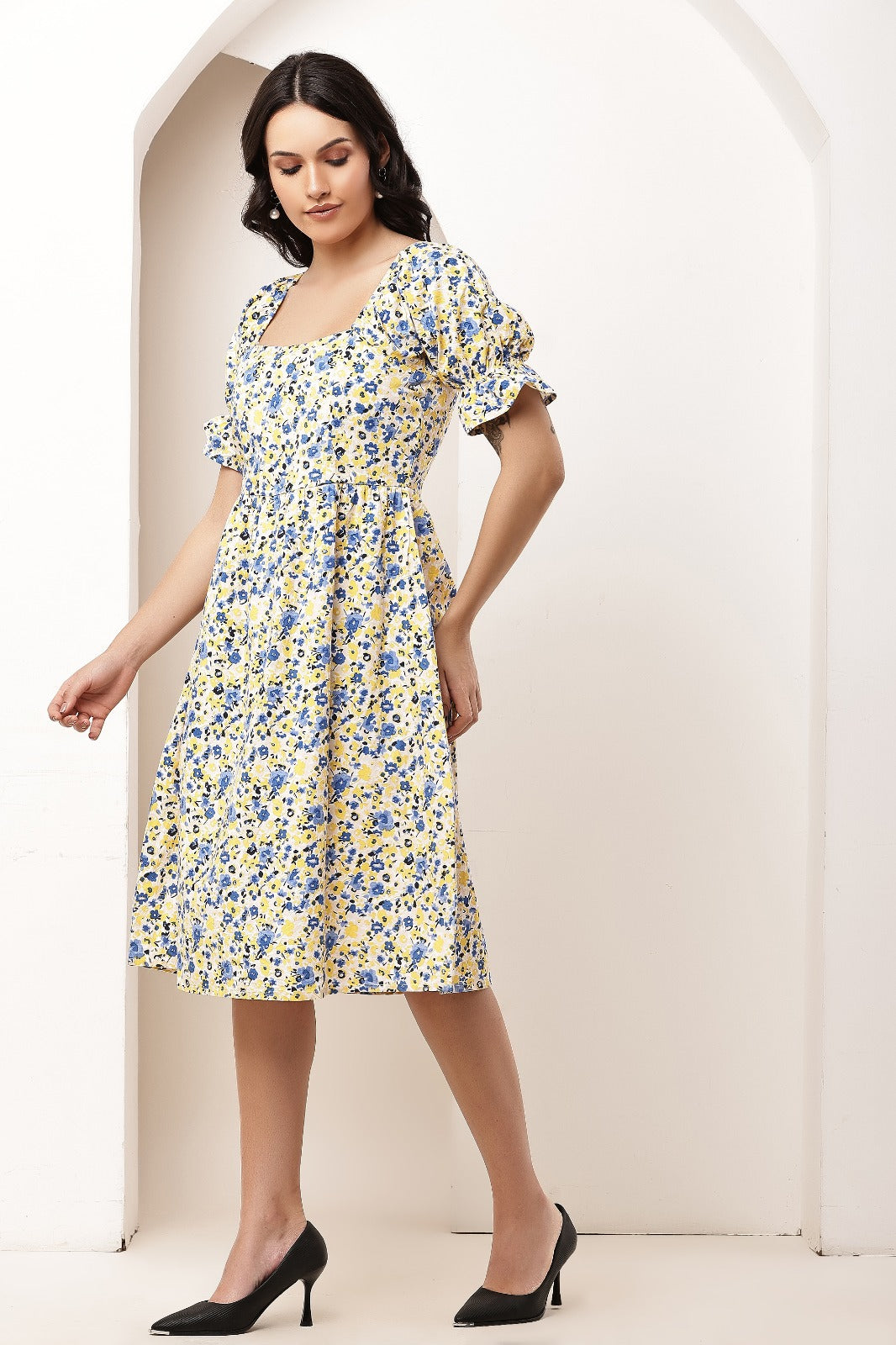 Thoughtful women gathered multicolor midi calf length dress